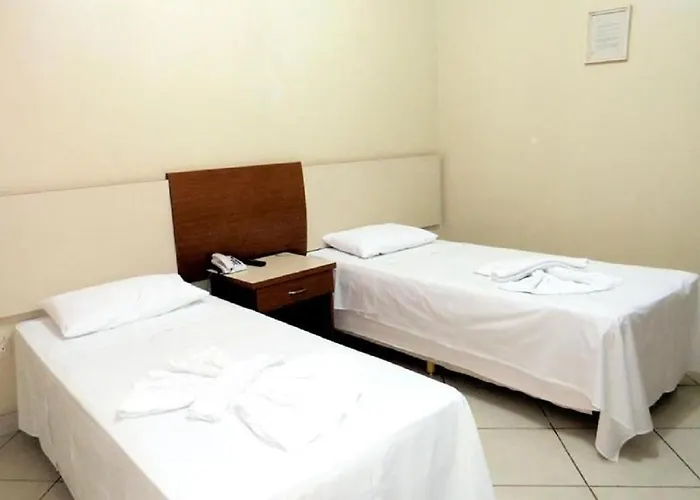 Max Hotel