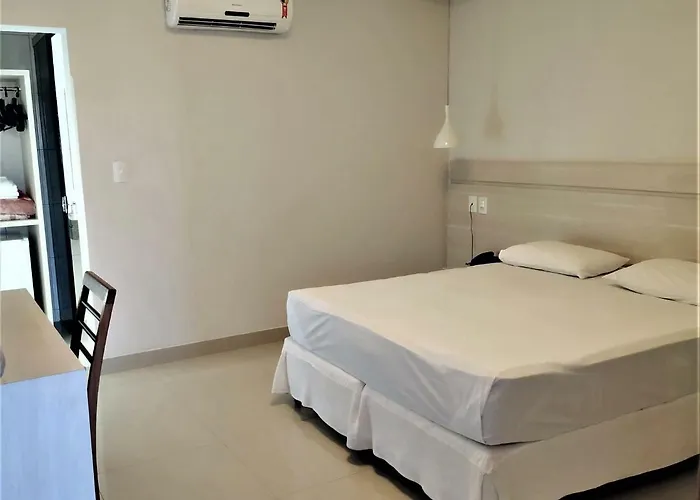 Max Hotel